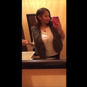 Meet your Posher, Edelys